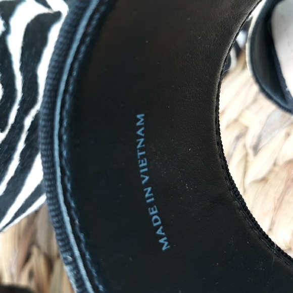 NWOT WHITE HOUSE BLACK MARKET CECILIA LEATHER SANDALS/SLIDES - Picture 10 of 11